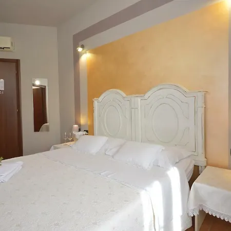Girelli Sorelle 4* بوسولينغو